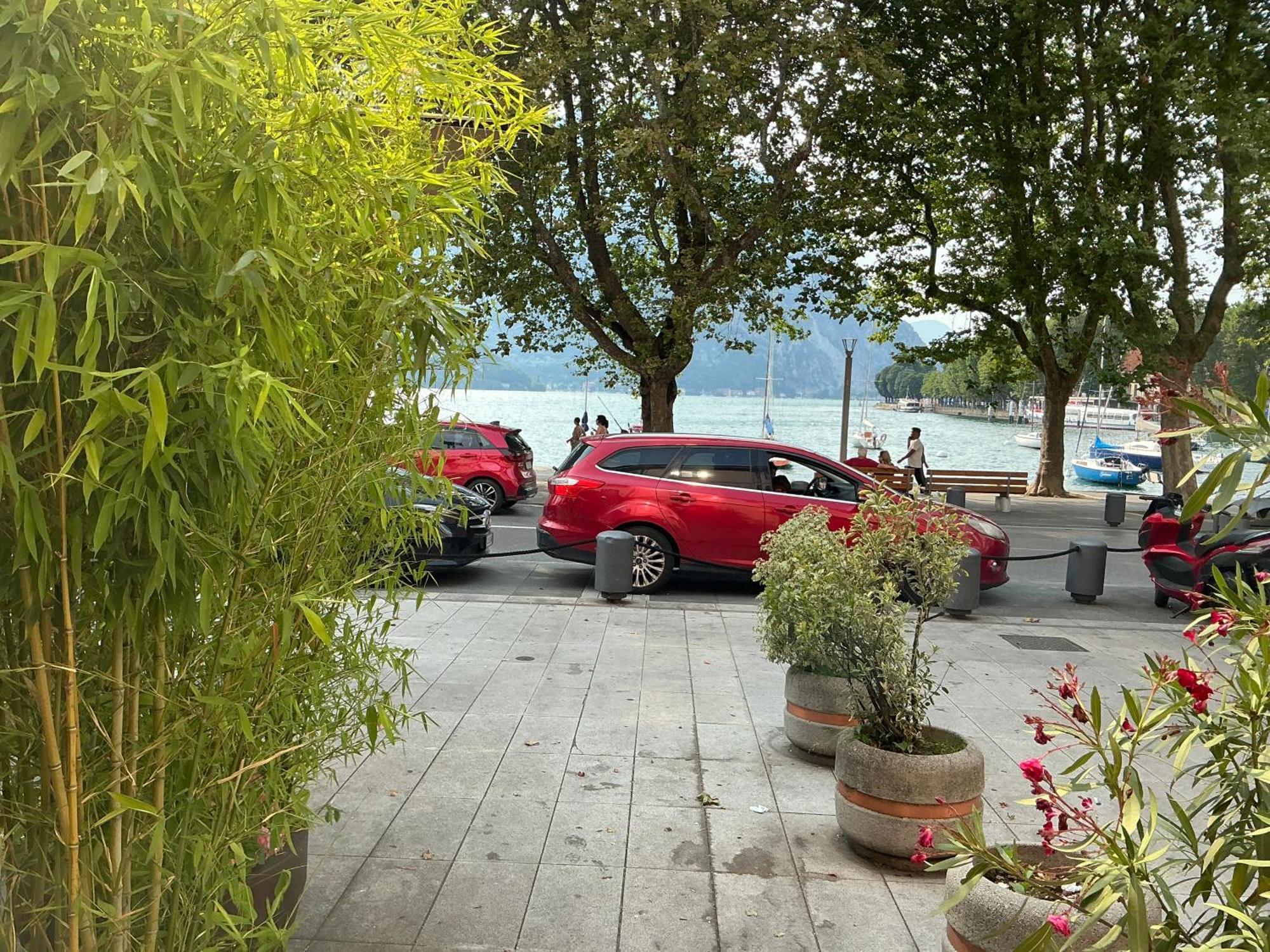 Appartamento La Viscontea Lecco Esterno foto